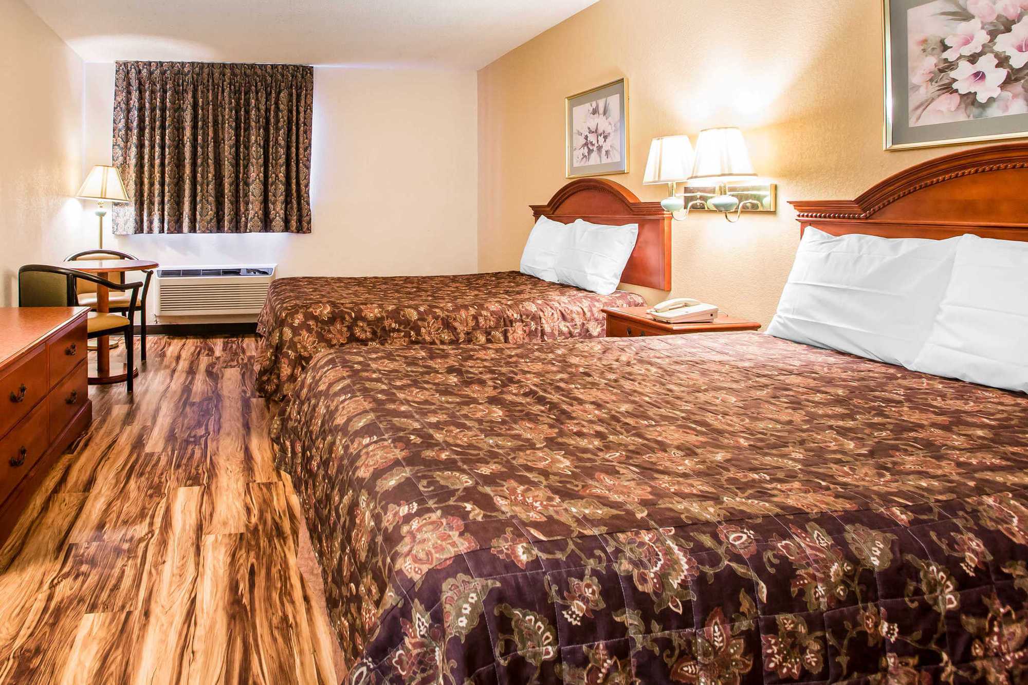 Red Lion Inn & Suites Caseyville Cameră foto